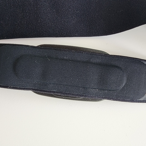 Peloton Heart Rate Monitor Band - Picture 5 of 6